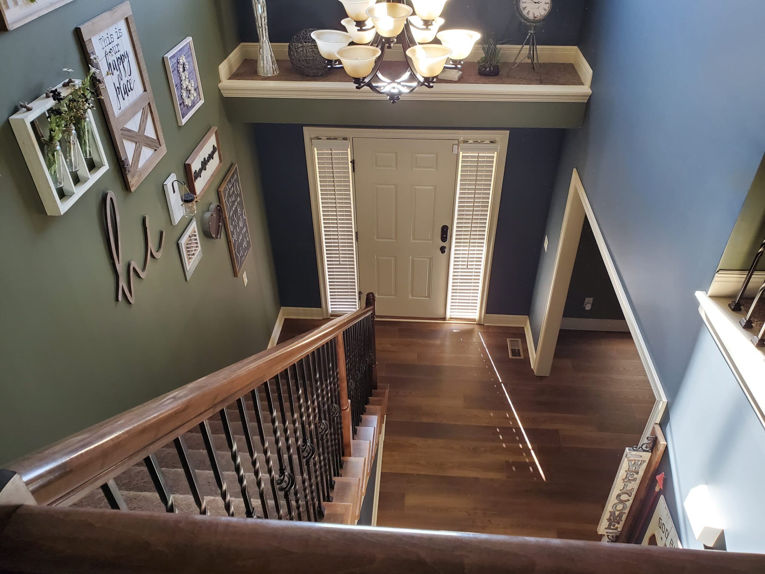 Product: Rigid Core Vantage. Color:Sunset Glow